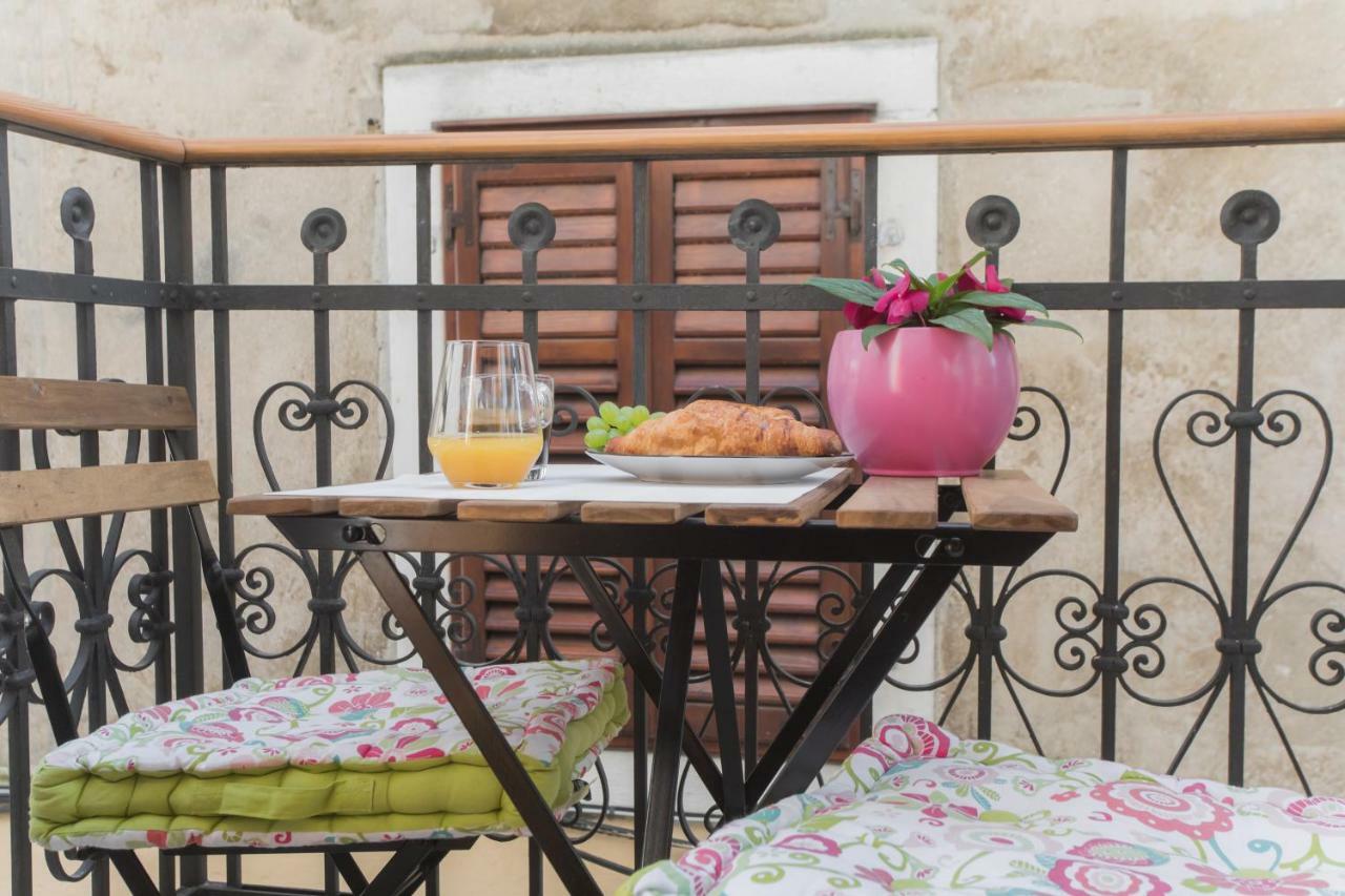 Rooms Kala Šibenik Buitenkant foto