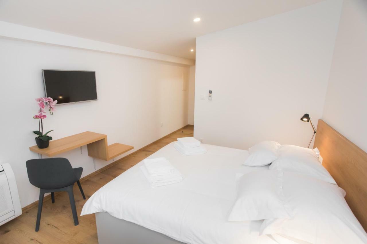 Rooms Kala Šibenik Buitenkant foto